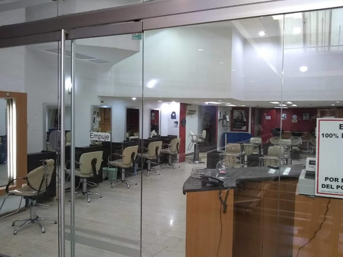 Imagen 2 de 6 de Se Vende/ Alquila Local Comercial 76m² - Galerias Paraiso