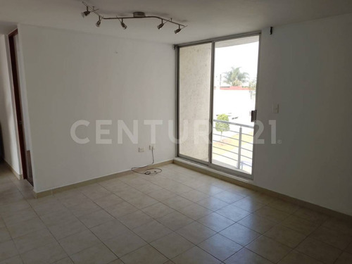 Departamento En Renta Con Alberca En Curitiba - Cuautlancingo