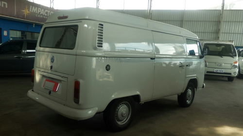 Volkswagen Kombi 1.4 Furgão