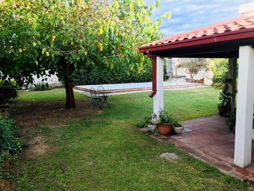 Arguello, Excelente Propiedad En Venta