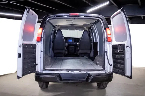 Chevrolet Express 6.0cargo Van Ls At