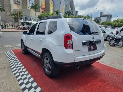 Renault Duster DYNAMIQUE 4X2 2.0 MT