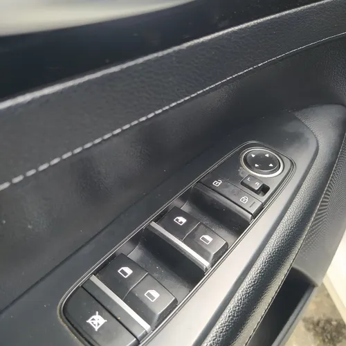 Kia Cerato Vivro 2021 Automático