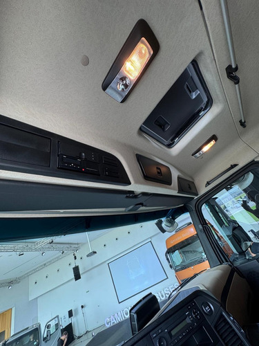 Actros 2545 Ls/33 6x2 Techo Bajo (bitren 60 Tn)