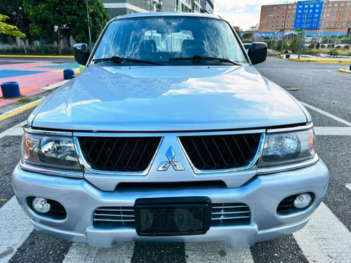 Imagen 2 de 18 de Mitsubishi Montero Sport Gls 2007 V6 4x2 Automático
