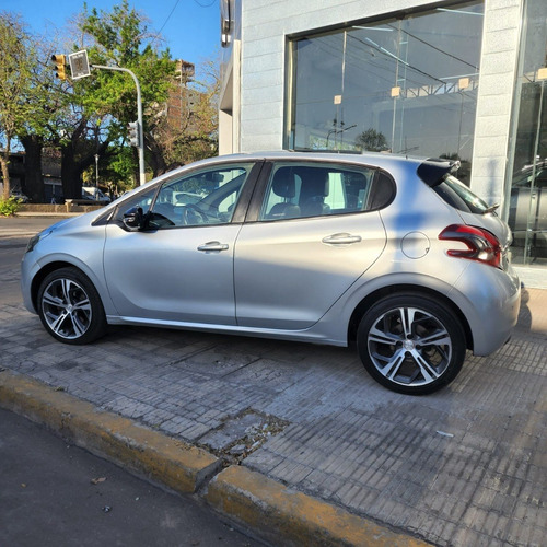 Imagen 4 de 23 de Peugeot 208 Gt Año 2017 Gris Aluminio Prost Peugeot Rosario