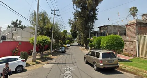 ¡¡atención Inversionistas!! Col. Lomas Estrella Cdmx Amplia Casa En Remate Bancario ¡¡excelente Oportunidad De Inversión!!!