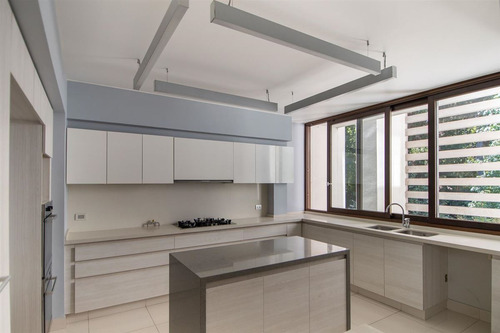 Departamento En Venta De 3 Dorm. En Las Condes