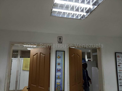Imagen 10 de 12 de Jrl Edificio Industrial En Venta En El Llanito #23-6280