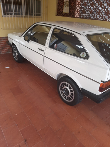 Imagem 1 de 15 de Volkswagen Gol Ls 1.6 Ap A Água
