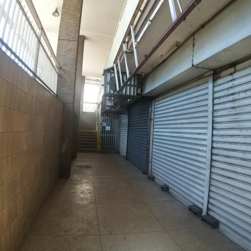 Imagen 3 de 8 de Venta De Local En Los Cortijos