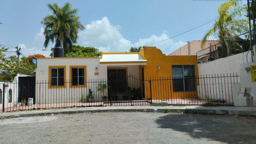 Casa De 2 Habitaciones En Paseo De Las Fuentes, Merida