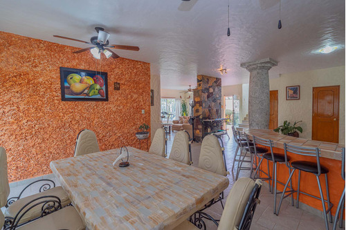 Casa Con Alberca Propia En Venta En Xochitepec Morelos