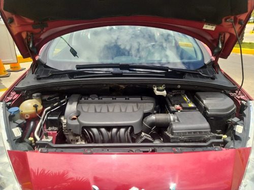 Imagen 9 de 11 de Peugeot 408