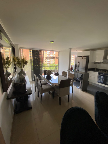 Imagen 4 de 16 de Se Vende Apartamento En Laureles, Medellín