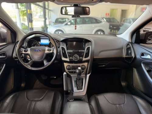 Ford Focus 2.0 Titanium Flex Powershift 5p