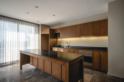 Departamento En Venta Merida, Fraccionamiento Altabrisa, Torre A, Modelo 3 Recamaras, Listo