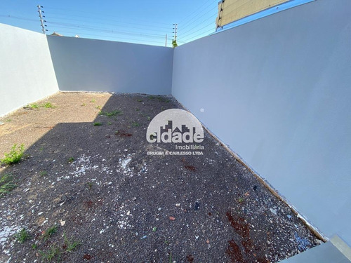 Imagem 11 de 12 de Casa Residencial À Venda, 2 Quartos, 1 Suíte, 2 Vagas, Florais Do Parana - Cascavel/pr - 13347