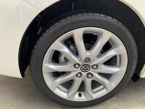 Imagen 7 de 14 de Mazda Mazda 3 Sedan 2.5 S Grand Touring Aut 2015
