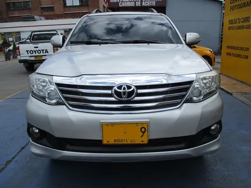 Toyota Fortuner Sr5 4x2 2700cc At Aa
