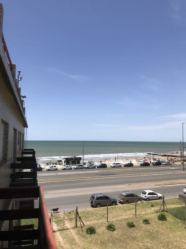 Imagen 4 de 13 de Ambiente Dividido - Vista Al Mar !