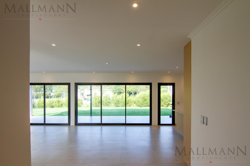 Casa Venta A Estrenar Santo Tomas, Derqui, Pilar - Mallmann Propiedades