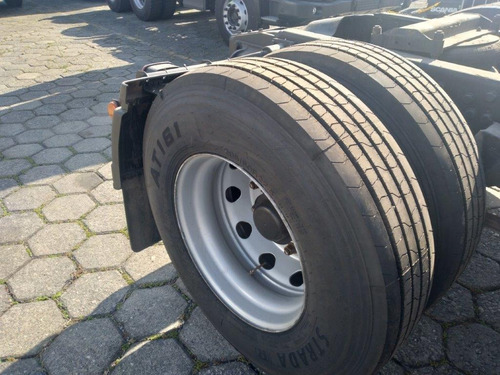 Imagem 7 de 14 de Vw 25.360 6x2 - Ano 2021/2022