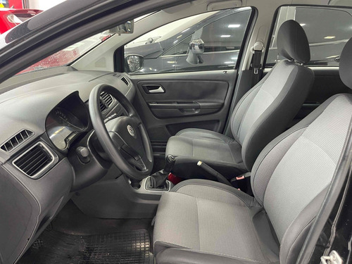 Volkswagen Spacefox 1.6 MI 8V FLEX 4P MANUAL
