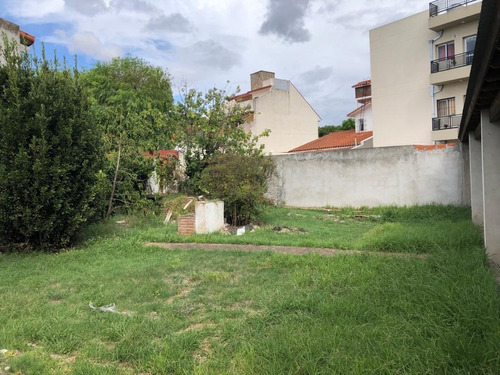 Oportunidad Excelente Chalet A Reciclar ,a Cuatro Cuadras De Estacion Padua Norte !!!