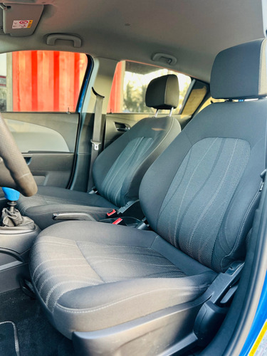 Chevrolet Sonic 1.6 Lt Hb Mt