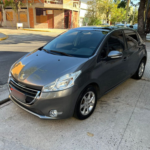 Imagen 1 de 25 de Peugeot 208 1.6 Allure Touchscreen