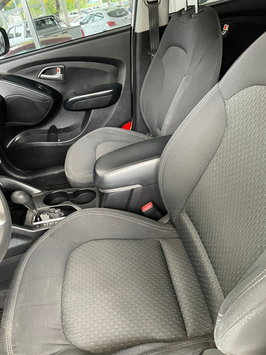 Imagen 10 de 12 de Hyundai Tucson Suv