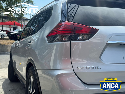 Nissan X-Trail 2.5 Exclusive 3 Row Cvt