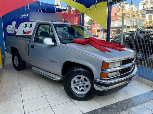 Imagem 2 de 10 de Chevrolet Silverado