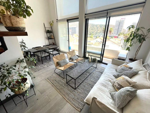 Departamento En Arriendo De 2 Dorm. En Las Condes