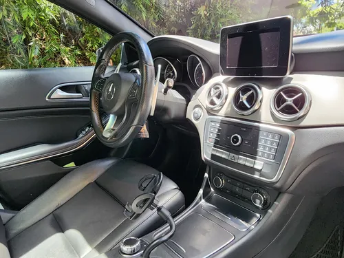 Mercedes-Benz Clase GLA 1.6 Urban