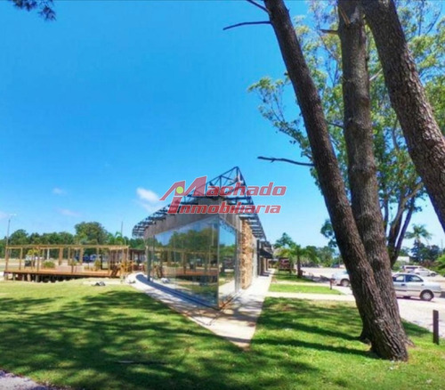 Local En Punta Ballena, Punta Ballena- Ref: 6437