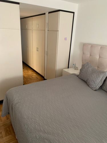 Apartamento En Alquiler 4 Dormitorios 3 Baños Con Cochera Y Patio En Pocitos