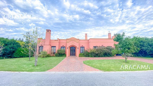 Imagen 2 de 30 de Casa En Venta En San Eliseo Golf Country - San Vicente