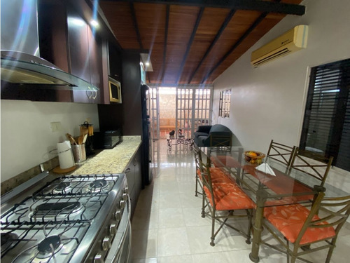 Casa En Venta En Valle De Oro San Diego Cb-8111849