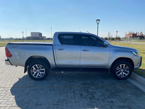 Toyota Hilux 2.8 Cd Srx 177cv 4x4 2018