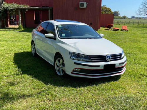 Volkswagen Vento 2.5 Advance Plus 170cv Tiptronic