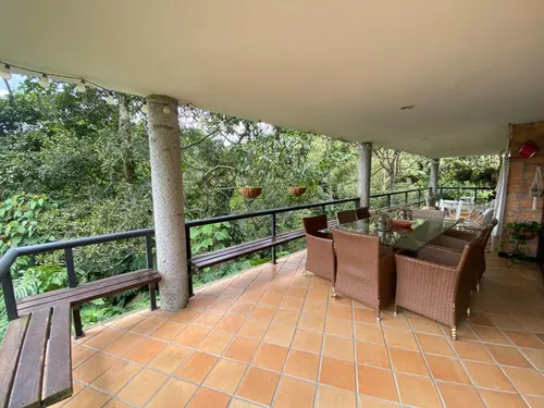 Casa En Venta En Las Brisas. Cod V10099