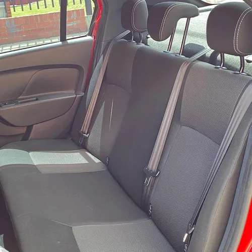 Renault Logan 1.6 Expression / Life +