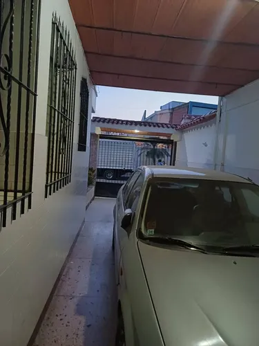 Casa De 3 Hab Y 4 Baños.