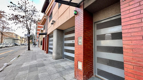 Departamento 4 Ambientes Cochera Y Patio