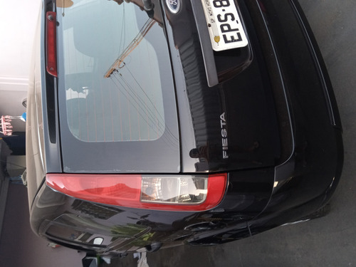 Imagem 4 de 7 de Ford Fiesta 2010 1.0 Flex 5p