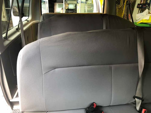 Ford Econoline E 150 Advance Track 12 Pasajeros 2013