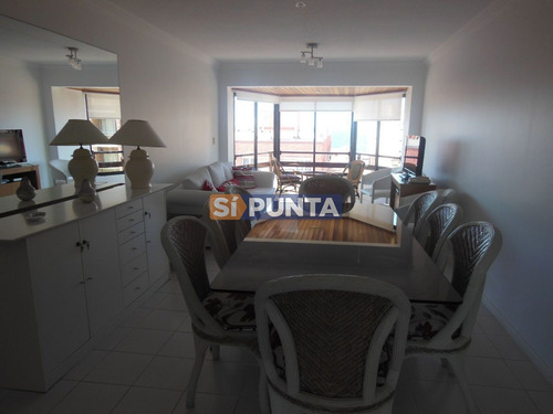 Imagen 16 de 30 de Apartamento En Peninsula, 2 Dormitorios *