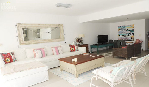 Imagen 2 de 23 de Departamento Pent House. Venta. Playa Brava. Punta Del Este. Brava 28. - Punta Del Este Brava